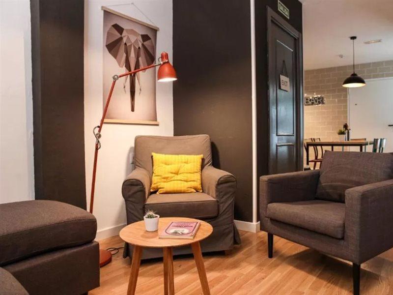 Factory Hostels Barcelona Zewnętrze zdjęcie